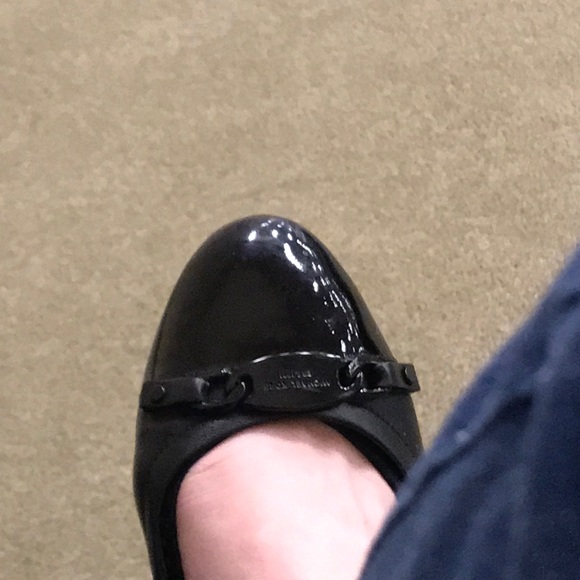 Like new MK FLATS! - Picture 3 of 3